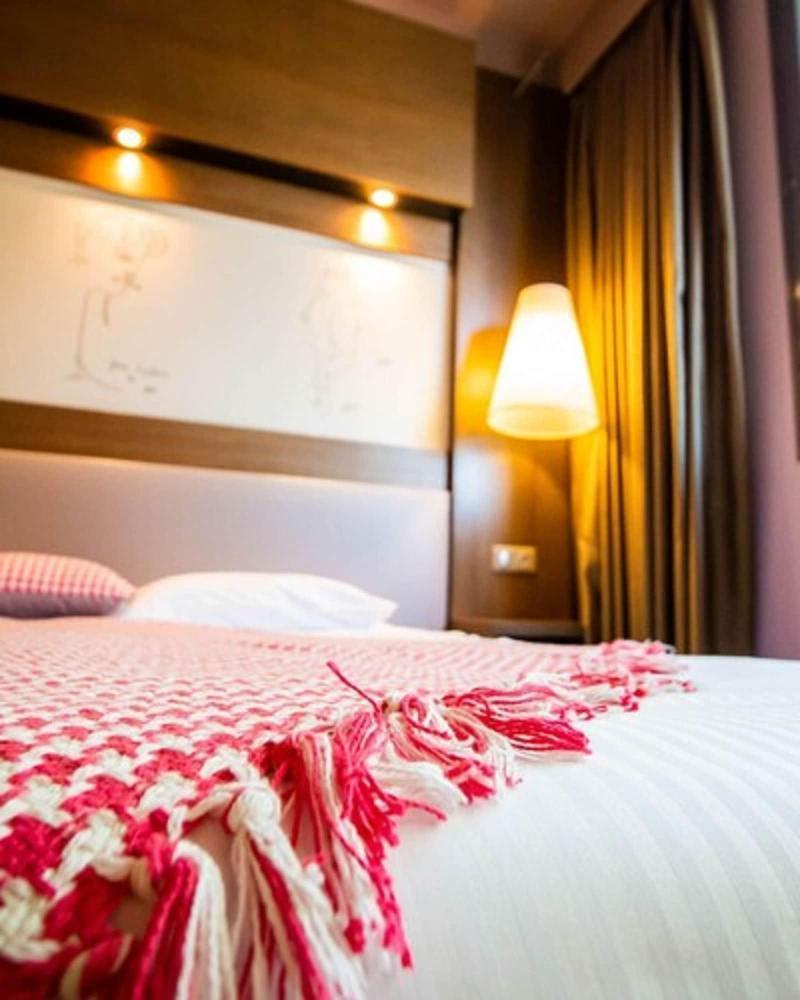 Le Safari Hotel Restaurant Carpentras Dış mekan fotoğraf
