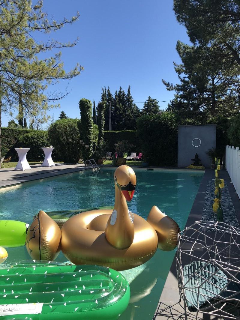Le Safari Hotel Restaurant Carpentras Dış mekan fotoğraf