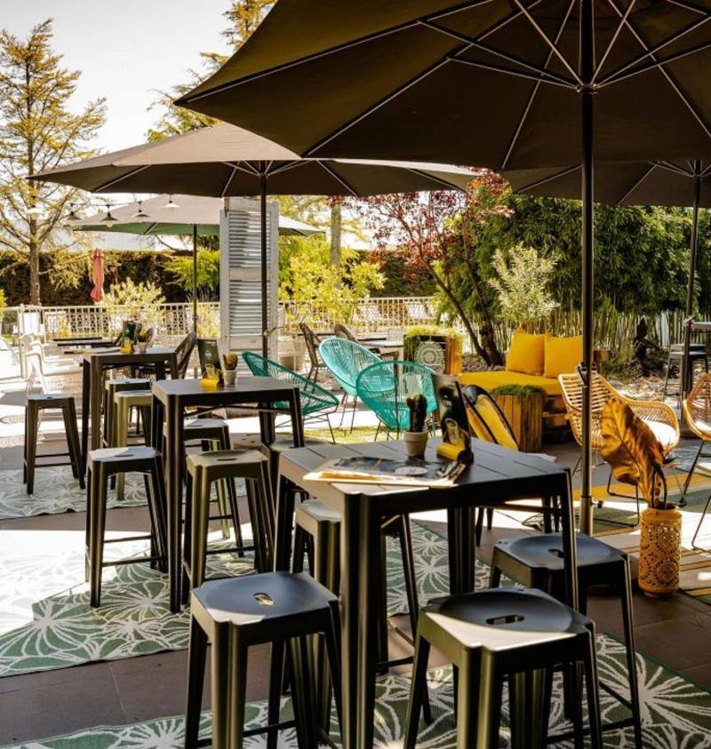 Le Safari Hotel Restaurant Carpentras Dış mekan fotoğraf
