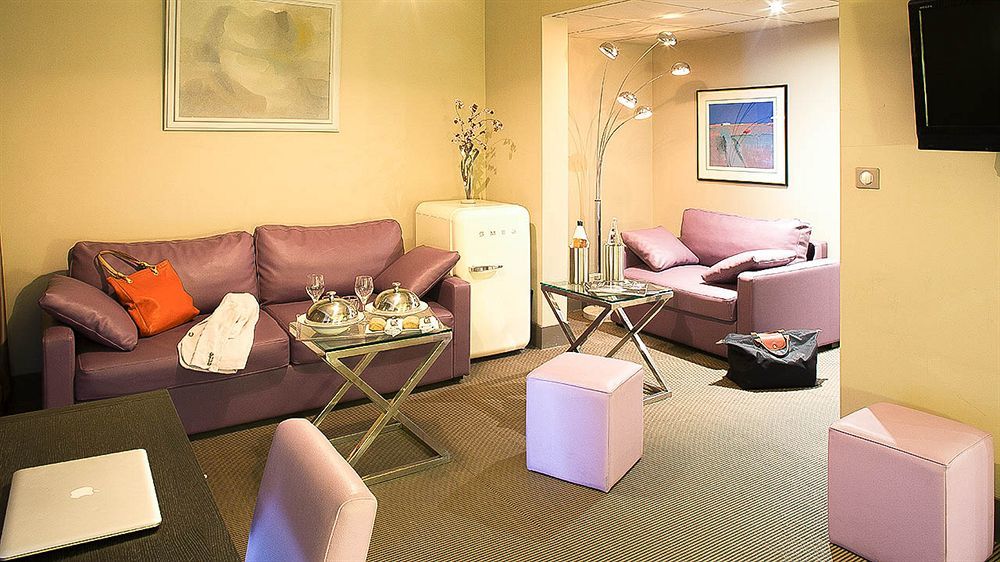 Le Safari Hotel Restaurant Carpentras Dış mekan fotoğraf